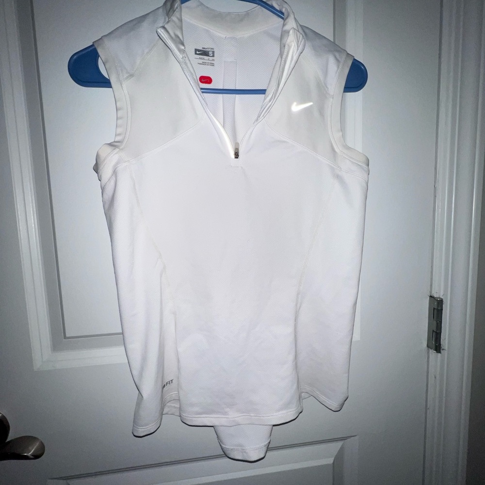 White nike dry fit workout tank